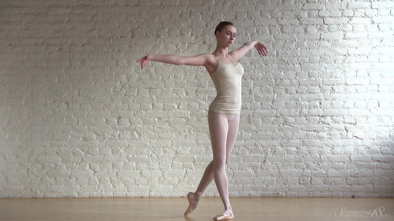 Stunning18: Workdays of a Ballerina