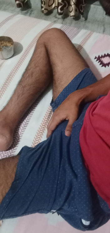 sexy_series: Spara lo sperma di notte perdendo