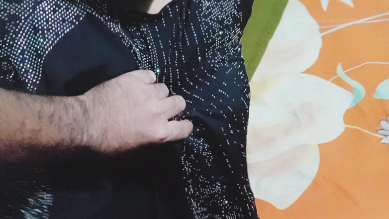 Sumahomesex: 热德西戴头巾的女人性爱视频