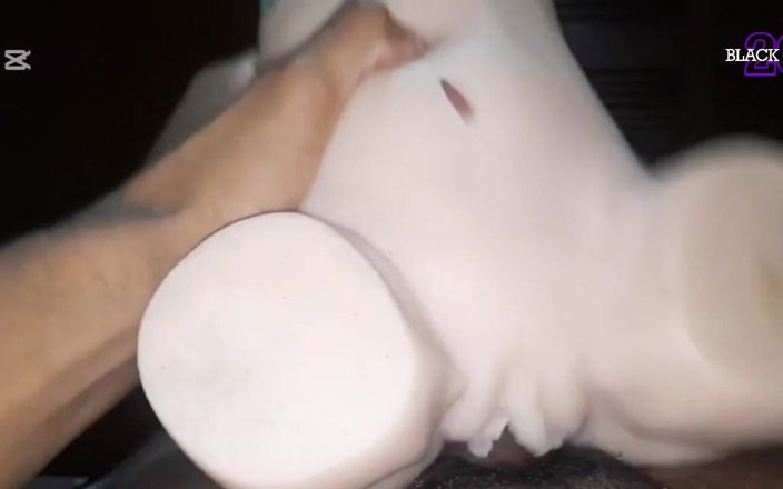 Black-2001: Papi quiere follarte como si se follara a su juguete