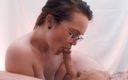 Glass Desk Productions: ジジブリーズの写真撮影は口頭に変わります。モデルが裸でポーズをとって現れ、顔を犯されてしまいます。