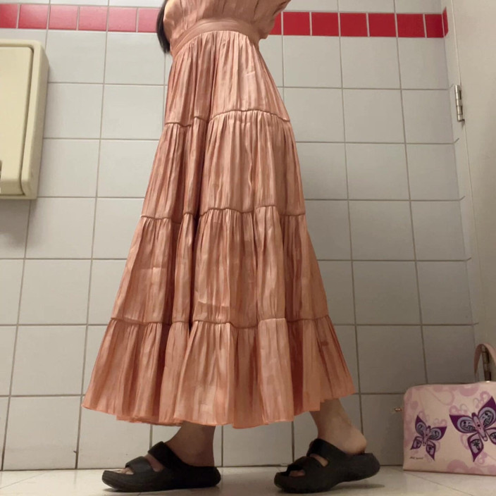 sweethanajapanese: Piss in Toilet Room Hana Cute
