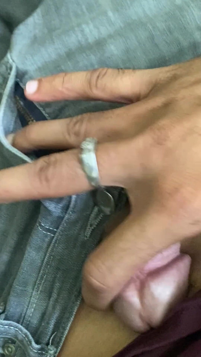 Cumcut (Xxx handsome)
