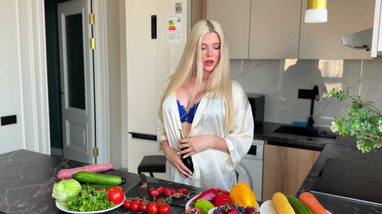 Anastangel: Ich machte das abendessen ... Dann packte ich mein spielzeug