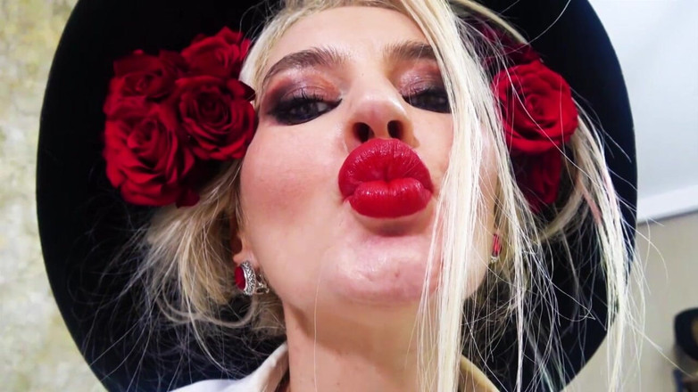 Goddess Celine: Femdom hry