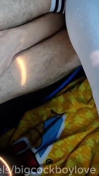 Dziura Kapiąca Spermą Po Tym, Jak Został Zerżnięty Przez Wielkiego Kutasa Nieznajomego Na Autostradzie