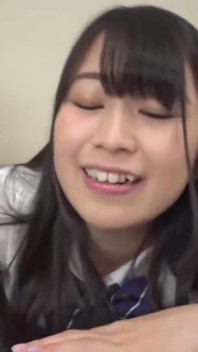同じホテルの部屋を共有していたことが、二人でいたずらな夜に変わった - パート4