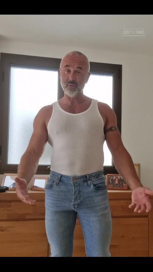 Mike Gross: A Friend's Request, He Obviously Likes Dilf in Jeans