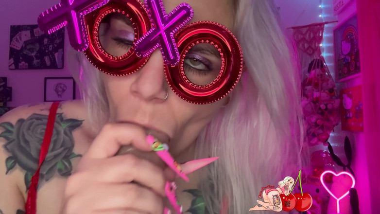 CherryBombBomb: Leche para tu zorra cachonda