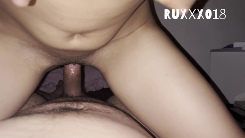 Ruxxxo18: Mi Novia Colombiana Me Hace El Sexo Oral Por Primera...