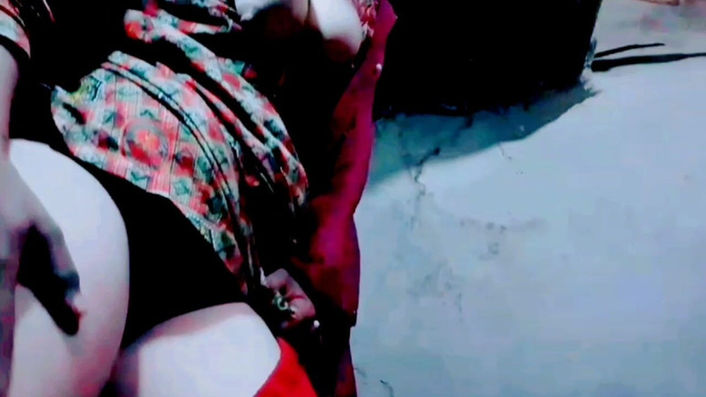 TricolorMusic3: Aku lagi ngidam kontol, nggak ada yang bisa menenangkan memekku!