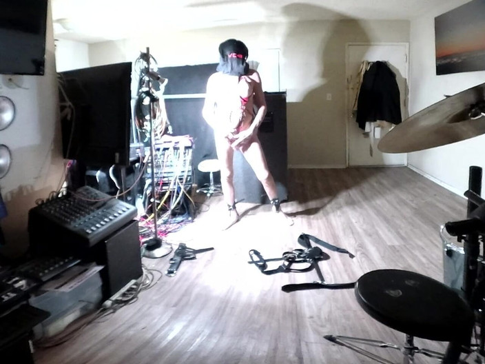Lizzy Yum VR: Lizzy yum - vr septiembre 2025 bañándose masturbándose dilatada # 53