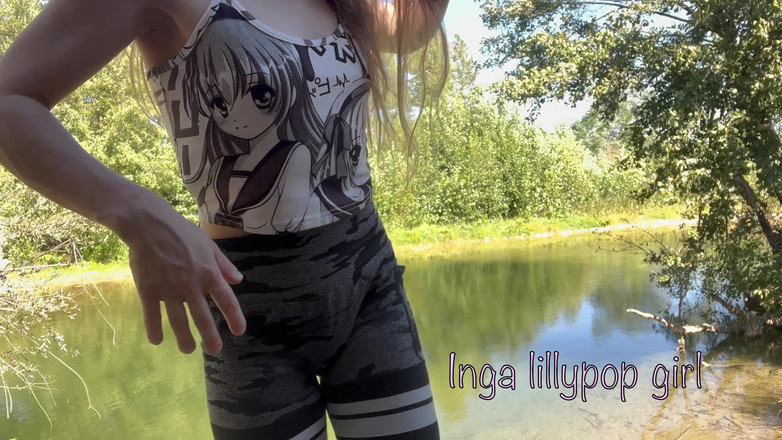 Inga lillypop girl: 십대 금발 강가에서 자위 행위