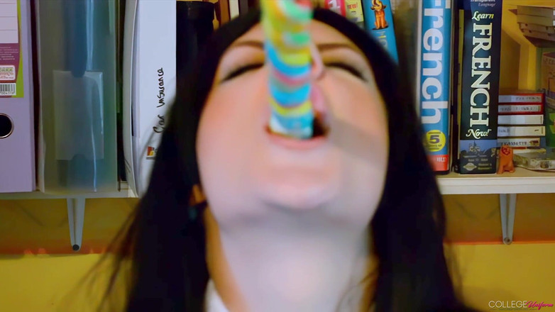 College Uniform: Video De Colegiala Caliente Con Samantha Bentley