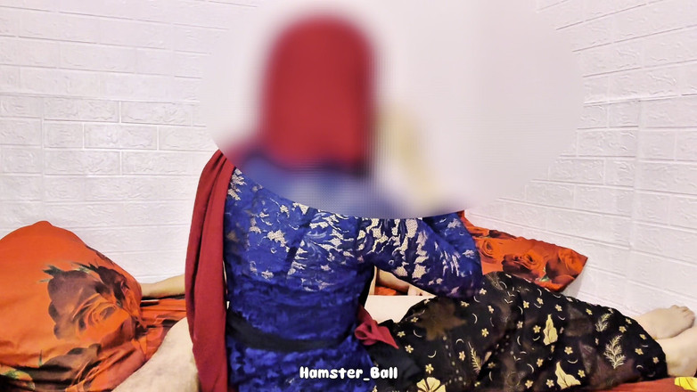 Hamster_Ball: バイラル！友達の結婚式から帰宅した後の浮気隣人熟女