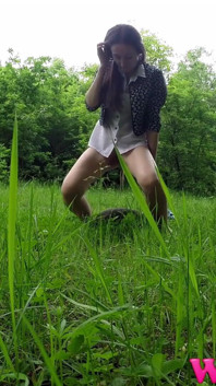 Skinny Girl Pee on a Rock and Wet the Grass in the Forest