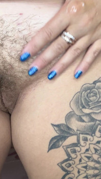 Wet and Hot Big Pussy!