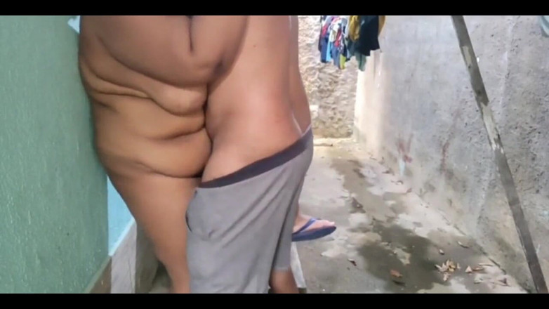 Jeanne Welsh: Une prof dévergondante se tape son élève