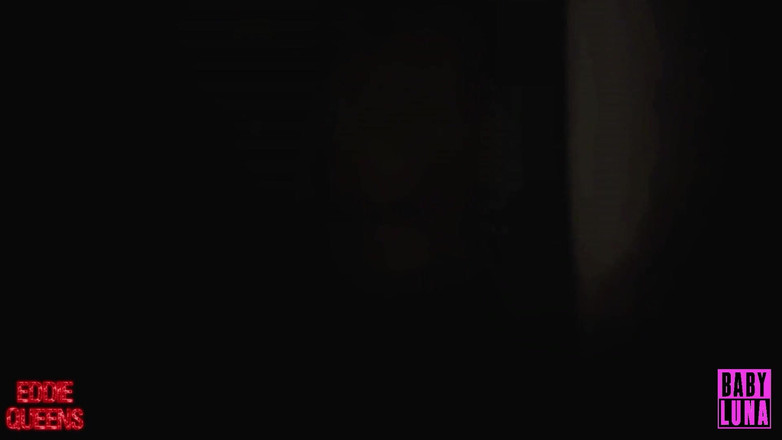 Eddie Queens: Awek Latin bertetek besar mengongkek ayah gulanya di balkoni - seks...