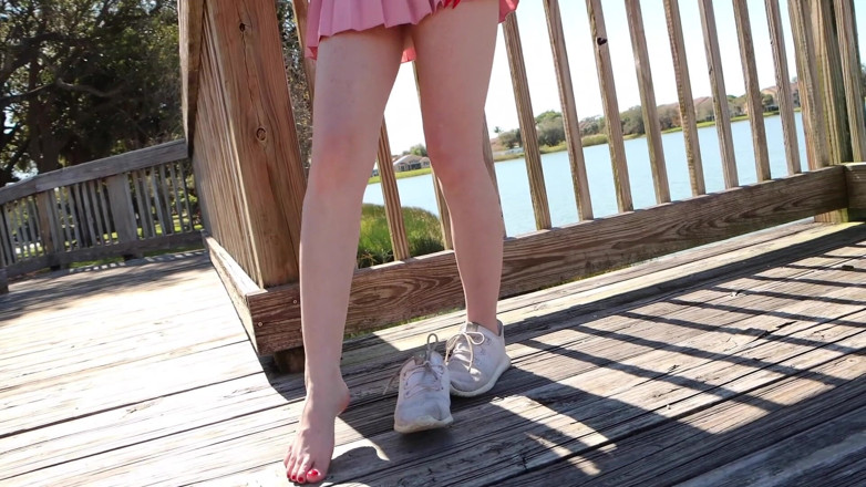Feet On Demand: Kay Glow Feet JOI
