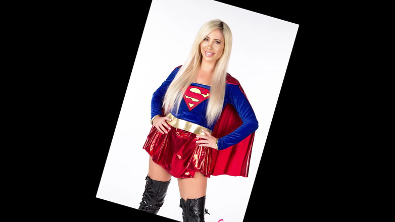 Tasha Reign official studio: Tasha Reina super mujer xxx