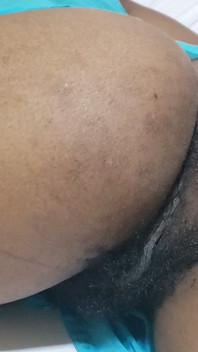 MILF berpantat besar suka lucah pantat hitam besar xxx