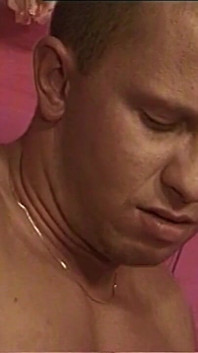 2人のホットなレズビアンと2人のゲイの男とのビンテージボンデージグループセックス