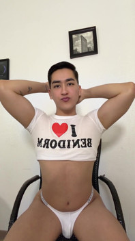 흑인 대물 자지에게 따먹히는 겸둥이 펨돔