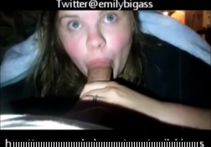 Fat Goddes: Schattige bbw zuigend op een harige lul en dan spermalading...