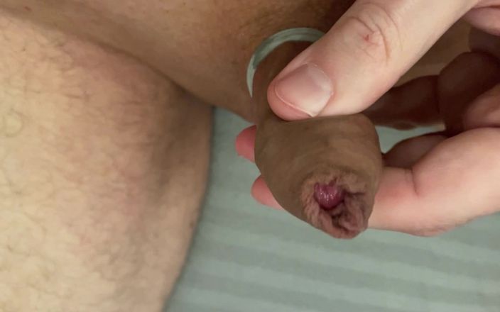 Wichskumpel: Spielen sie mit dem hintern von meinem kleinen schwanz und...