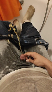 Dirty Pig Hammer on It, Pissing and Socks Toilet