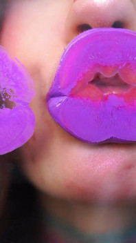 Beso adicta a la violeta