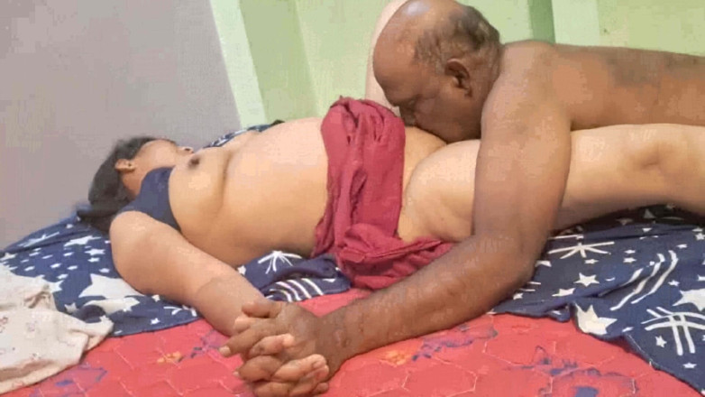 Sexy sindu: Beautiful and Sexy Wife Boobs Sucking Cock