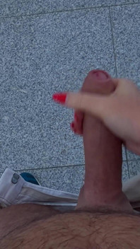Big Ass Blonde Podniósł Mnie W Windy I Zostaje Zerżnięty Na Klatce Schodowej - Czy to było Za Głośno?