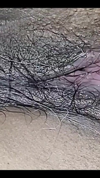 내 털이 무성한 보지가 배고프다