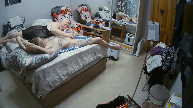 Zona901: Orální sex s přítelkyní a žhavé tlusté sperma teče z ptáka