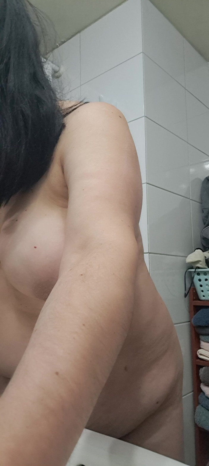 Mommy big hairy pussy: Stepmother a Good Imaginative Fuck in the Bathroom