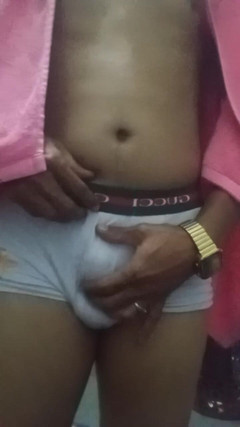 Mr Right: いたずらっ子ダック