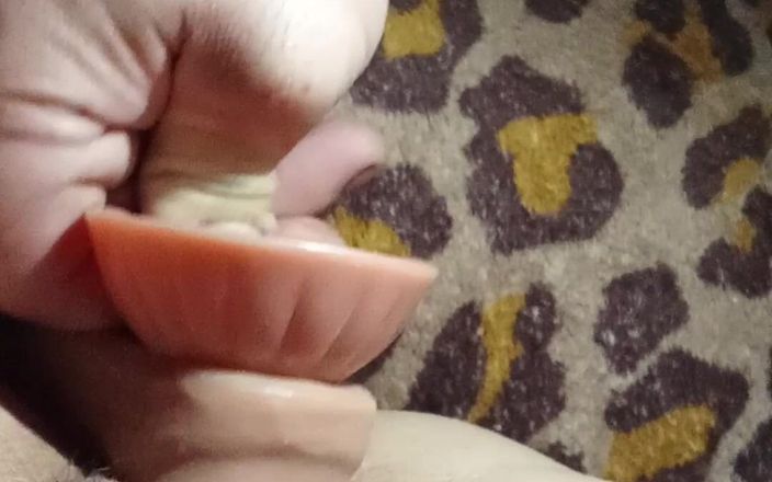 AgathhaA: Dildo, nieuw speelgoed voor genoegens