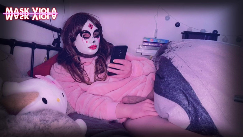 Mask Viola: POV - Me ves haciéndome eso en la cama.