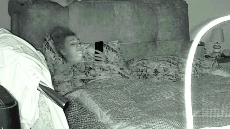 Chupita84: Ehefrau Beim Plaudern Beim Masturbieren Erwischt