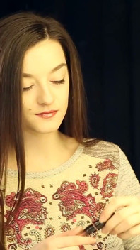 Casting Arina