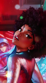 Ebony Jones Accesa in Un Video Con Grande