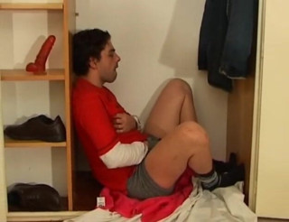 Bareback TV: In un azione solitaria che gioca con il cazzo e...