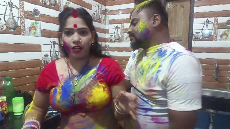 Sona bhabhi: Bonita bengali bhabhi desfrutar holi especial com seus vizinhos aplicado...