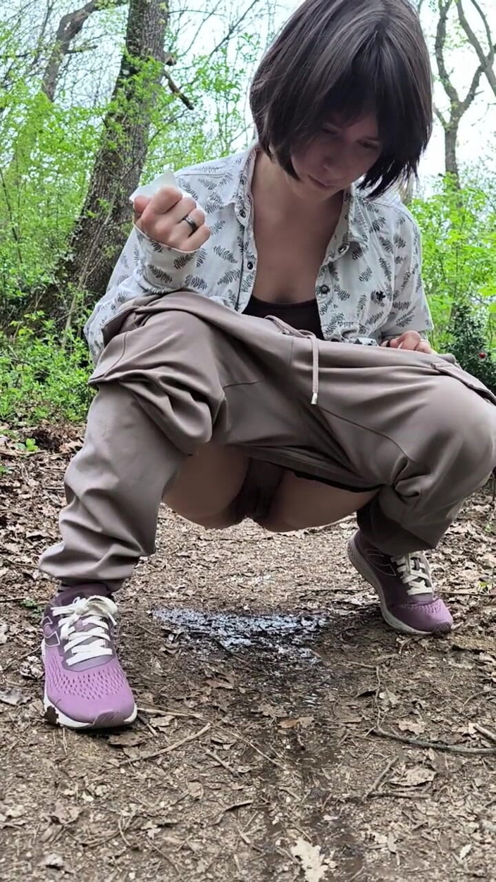 FenekManul: Pee Beauty in the Forest