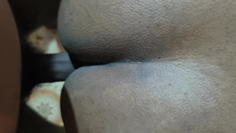 Realmallucouplevlog: Mallu tamilská dívka kouří a hraje si zezadu s velkým...