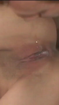 Escena vintage picante con una jovencita a la que le encanta que la follen como una puta