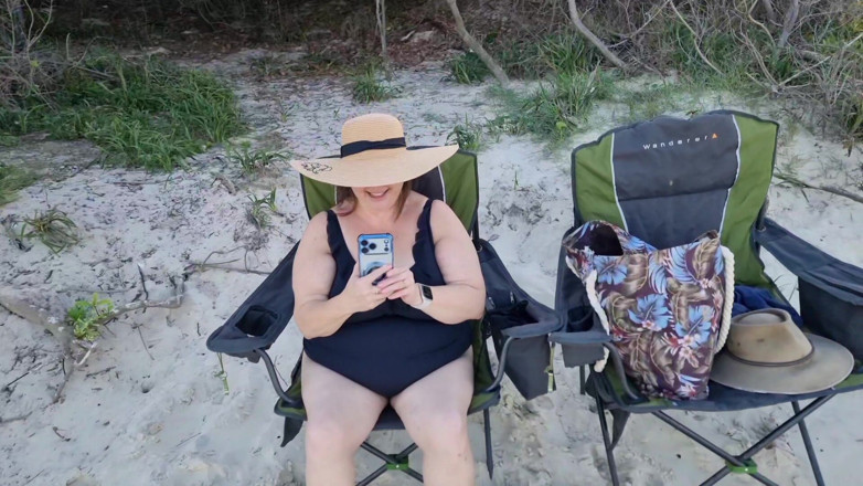Wearefukbunnies: Exhibitionist Beach Fuck
