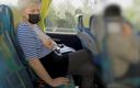 Mature cunt: Orgasme risqué dans un bus